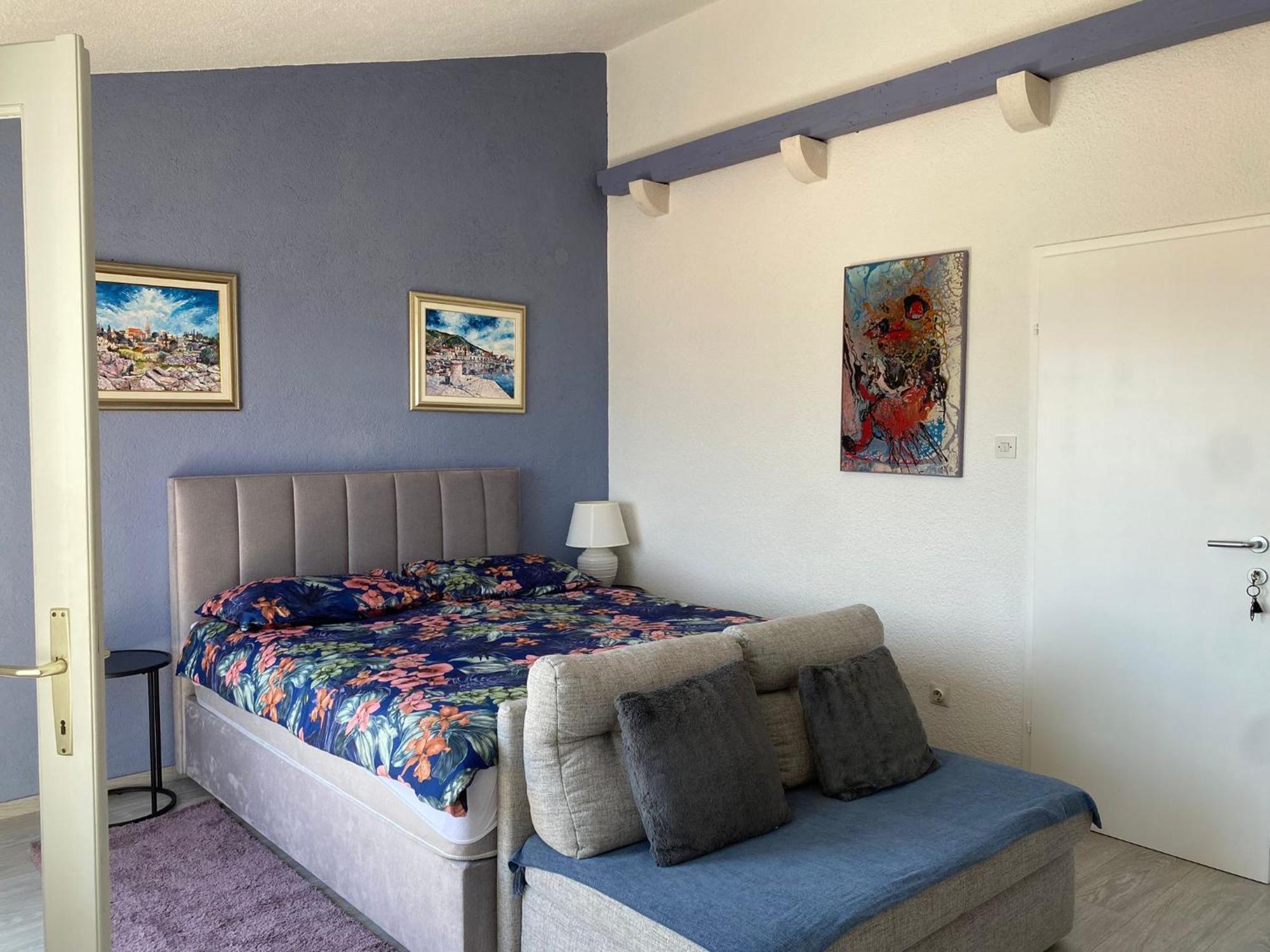 Guest House Meri Bol Bagian luar foto