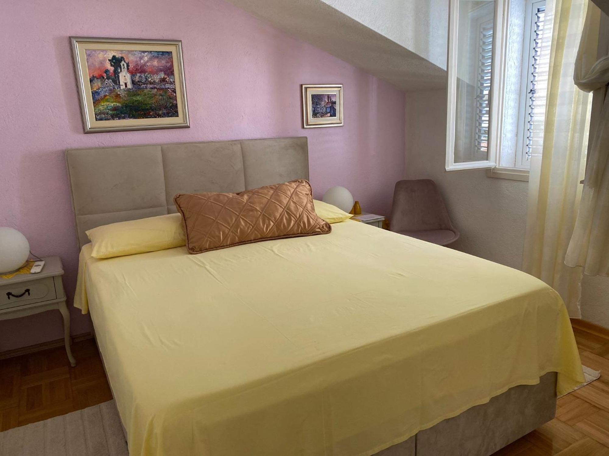 Guest House Meri Bol Bagian luar foto